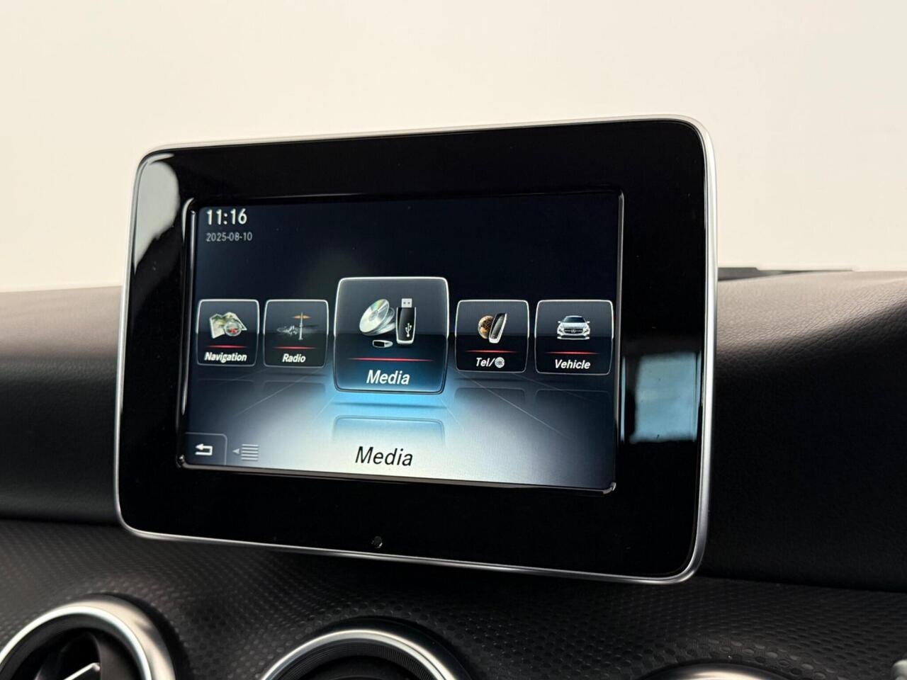 Mercedes-Benz A Class thumbnail Infotainment System