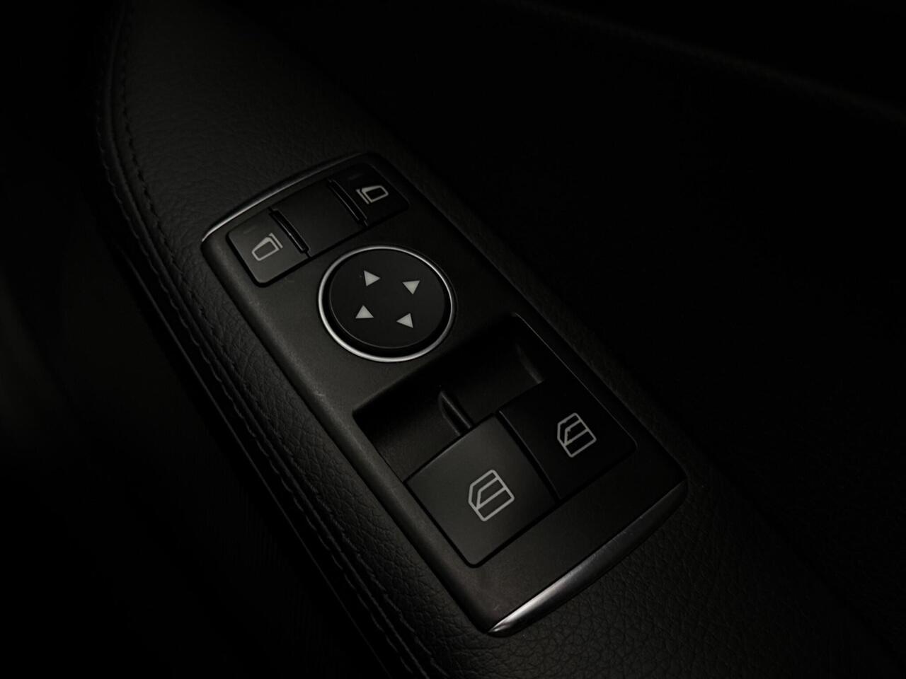 Mercedes-Benz SLC thumbnail Misc Controls