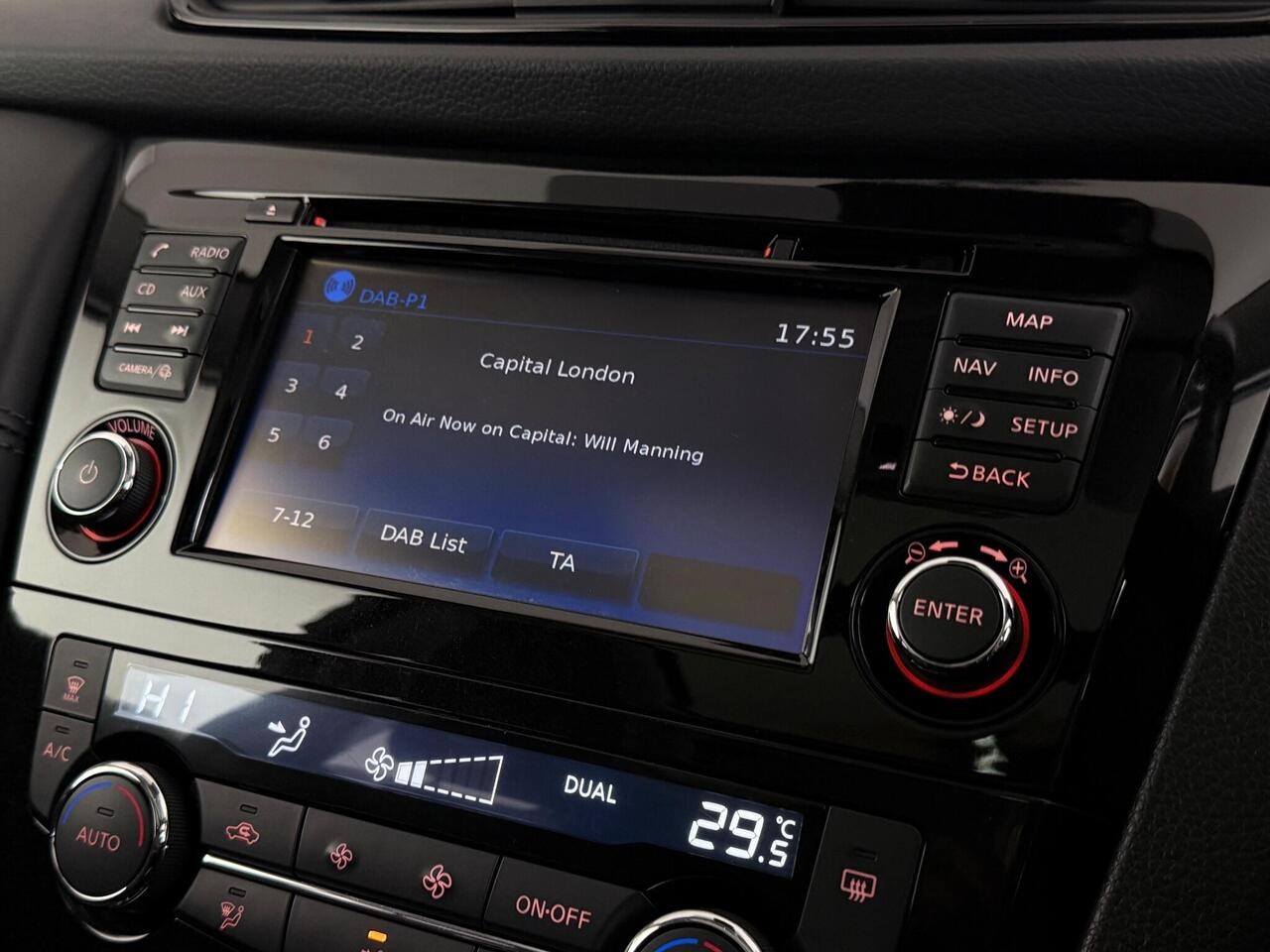 Nissan X-Trail thumbnail Infotainment System