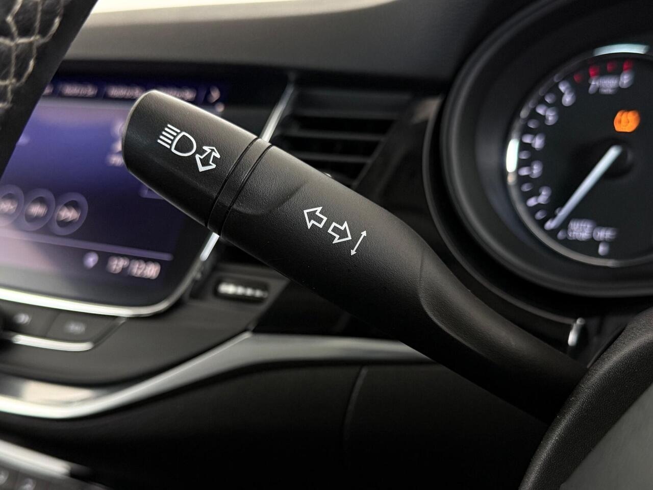 Vauxhall Astra thumbnail Misc Controls