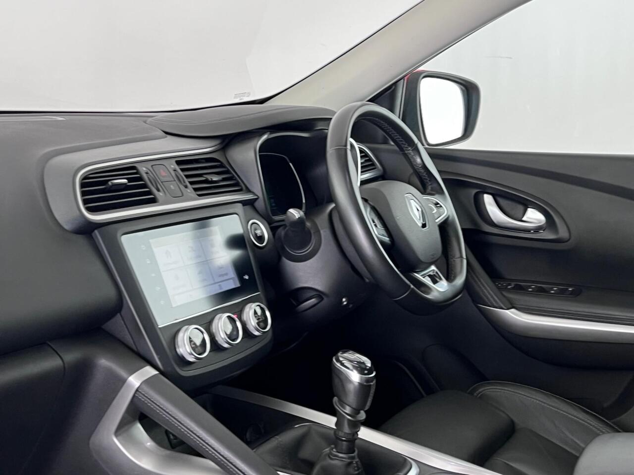 Renault Kadjar thumbnail Interior Front