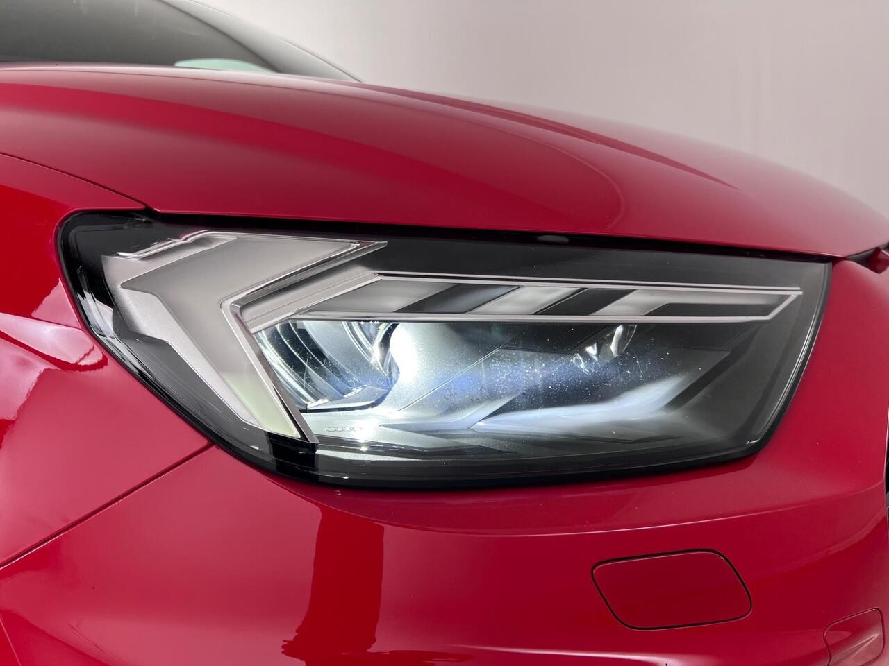 Audi A1 thumbnail Lights Front