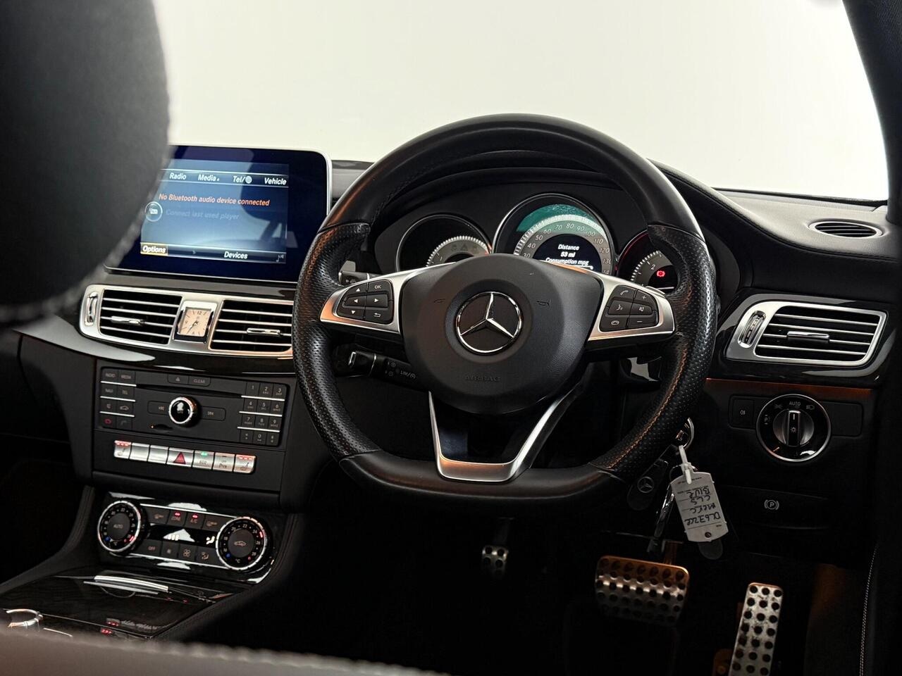 Mercedes-Benz CLS thumbnail Steering Wheel