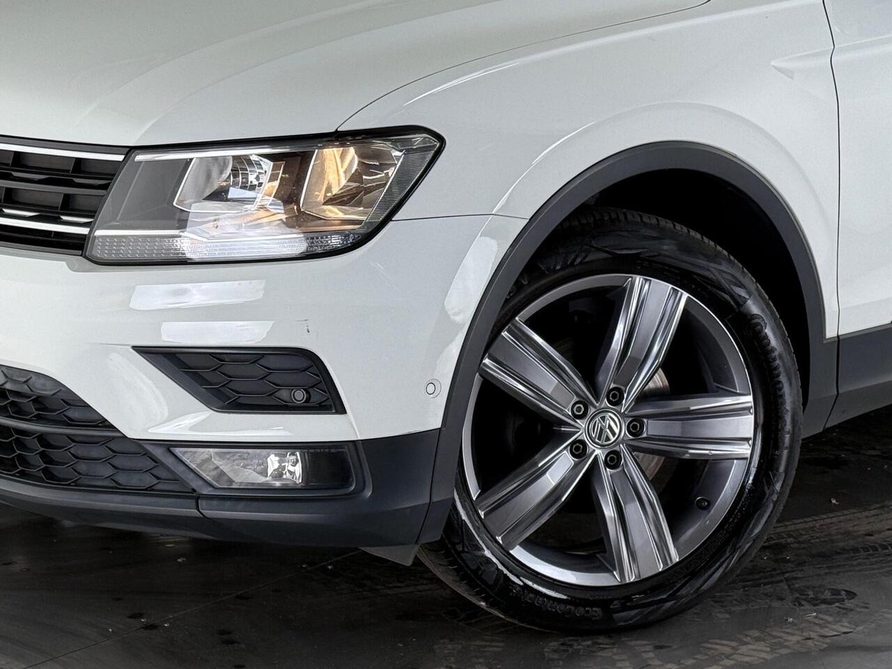 Volkswagen Tiguan thumbnail Wheel