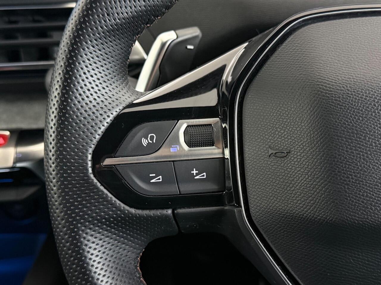 Peugeot 3008 thumbnail Misc Controls