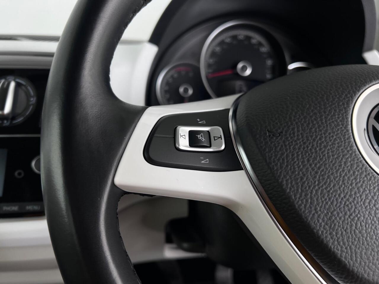 Volkswagen up! thumbnail Misc Controls