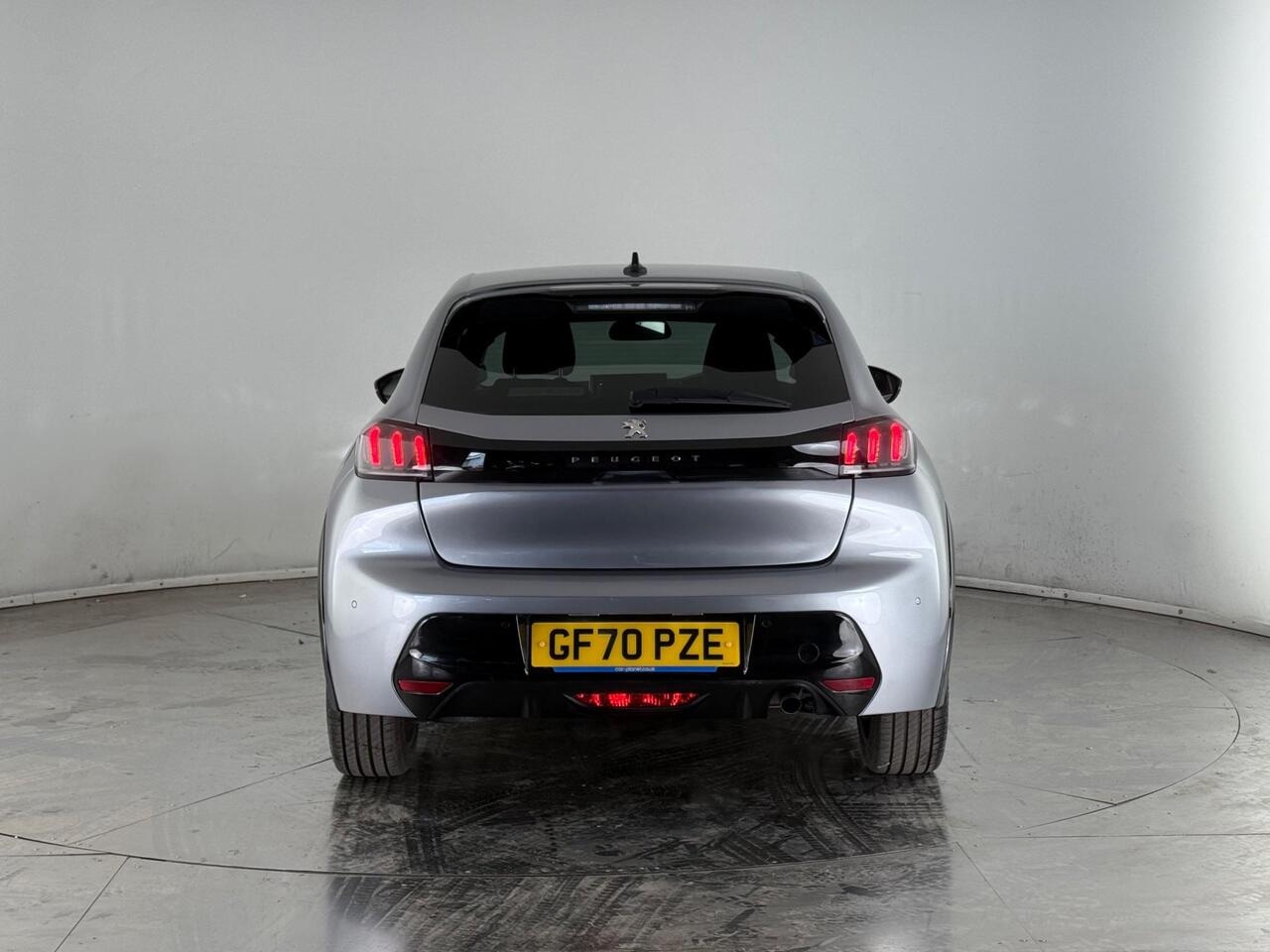 Peugeot 208 thumbnail Rear