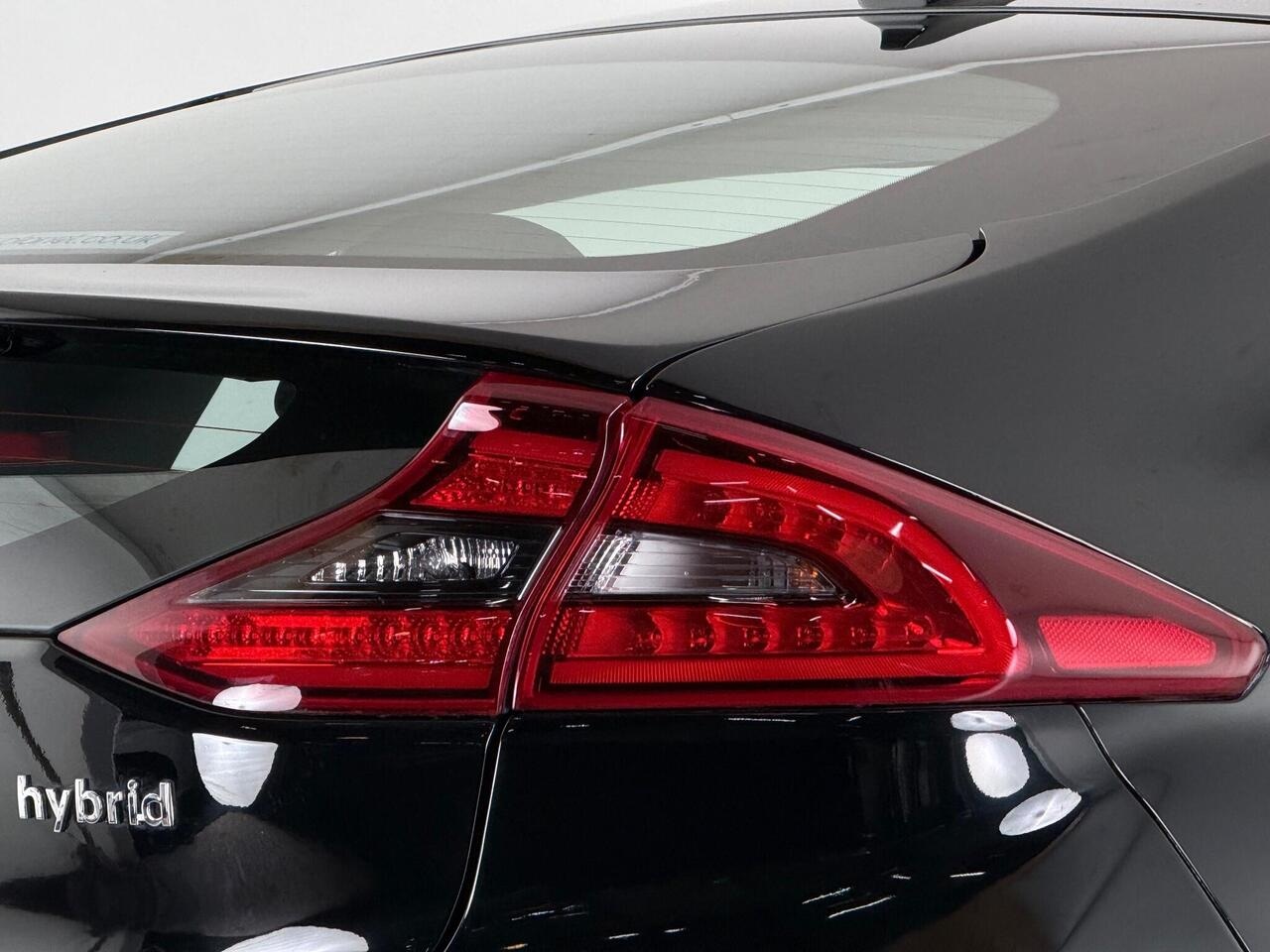 Hyundai IONIQ thumbnail Lights Rear