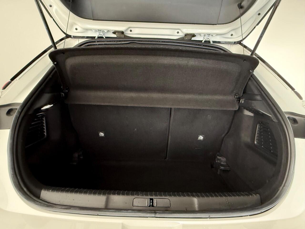 Vauxhall Mokka thumbnail Boot