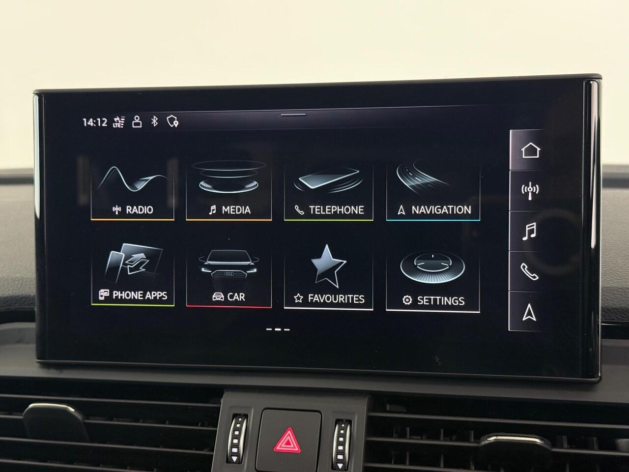 Audi Q5 thumbnail Infotainment System