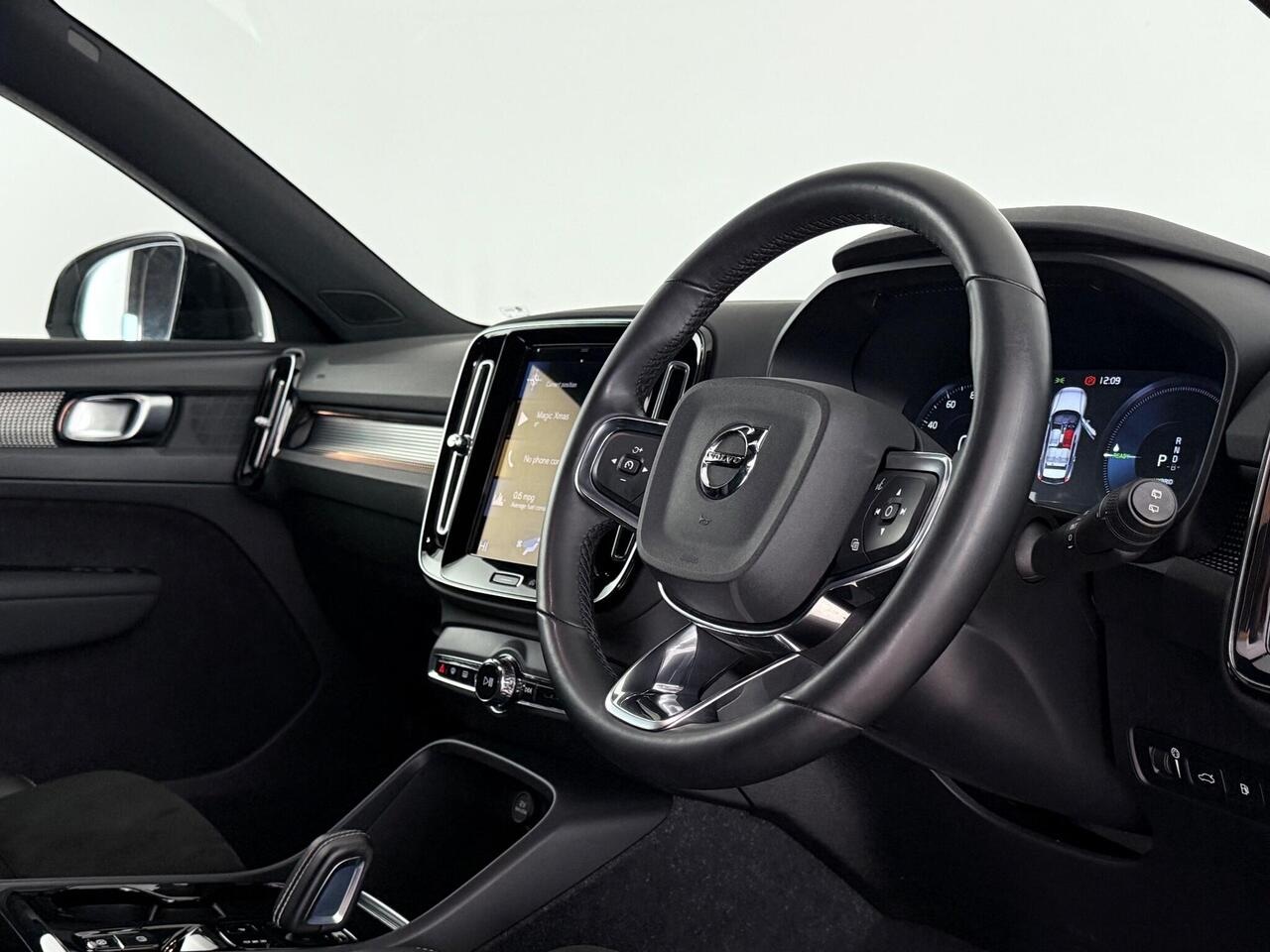Volvo XC40 thumbnail Interior Front