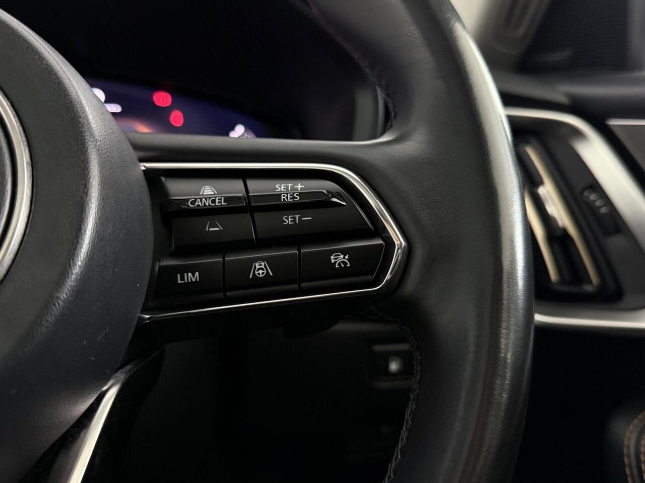 Mazda CX-60 thumbnail Misc Controls