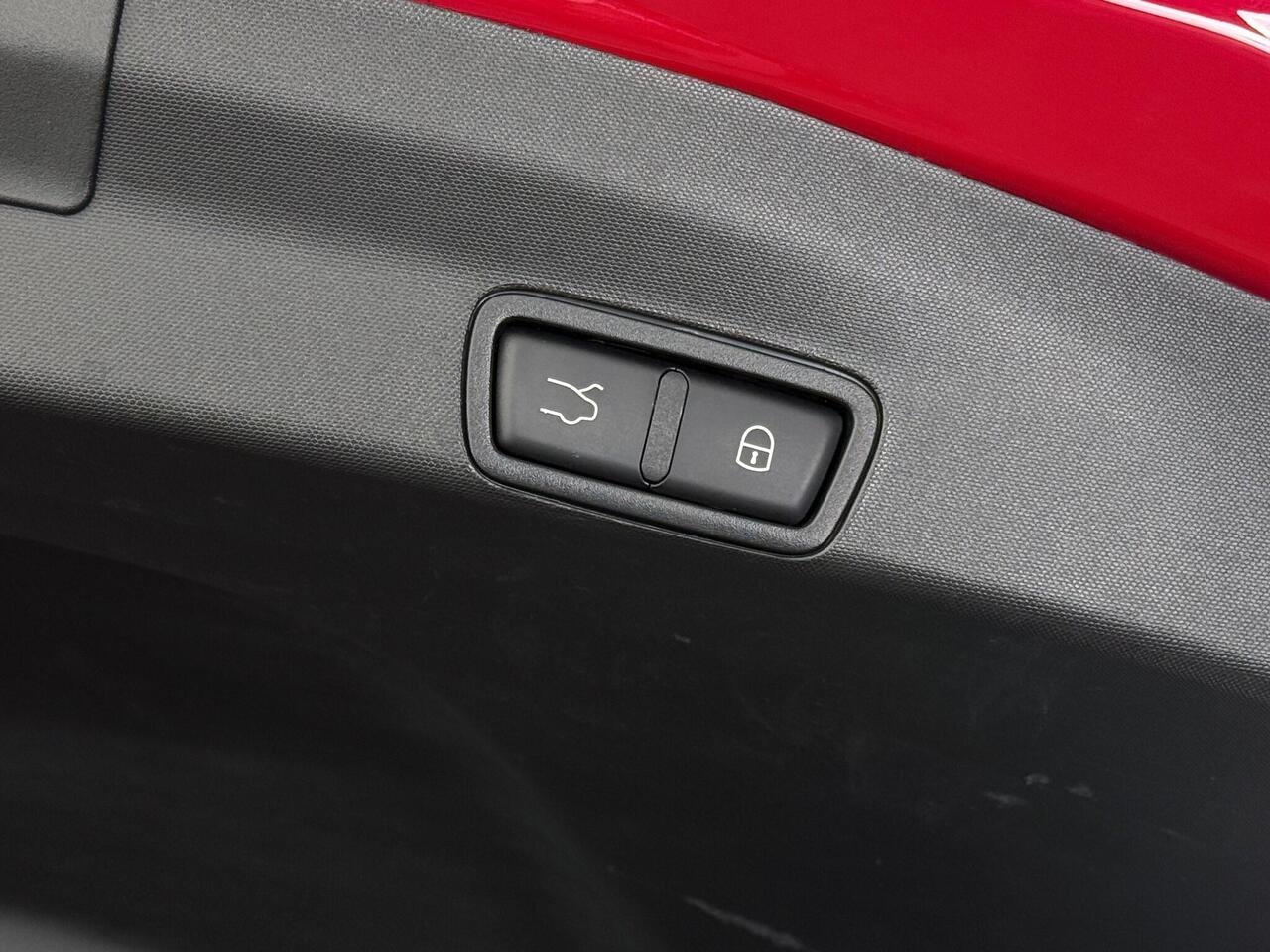 Alfa Romeo Stelvio thumbnail Misc Controls