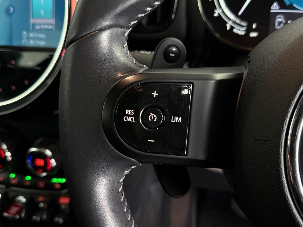 MINI Countryman thumbnail Misc Controls