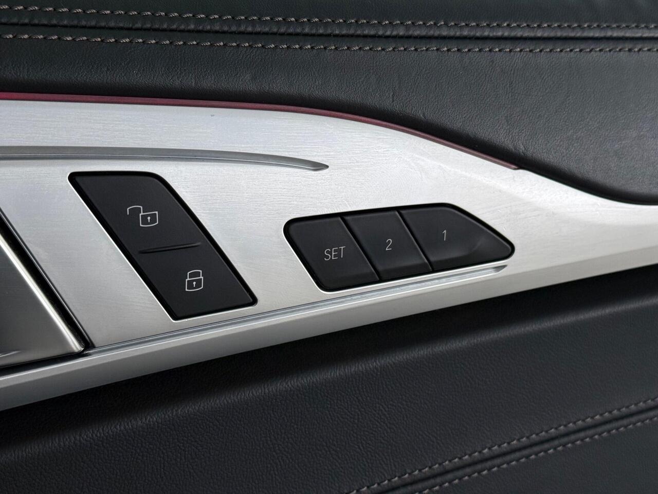 BMW 8 Series thumbnail Misc Controls