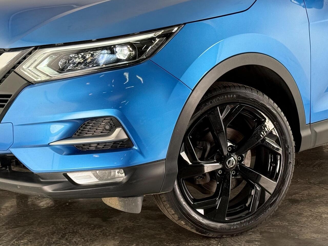 Nissan Qashqai thumbnail Wheel