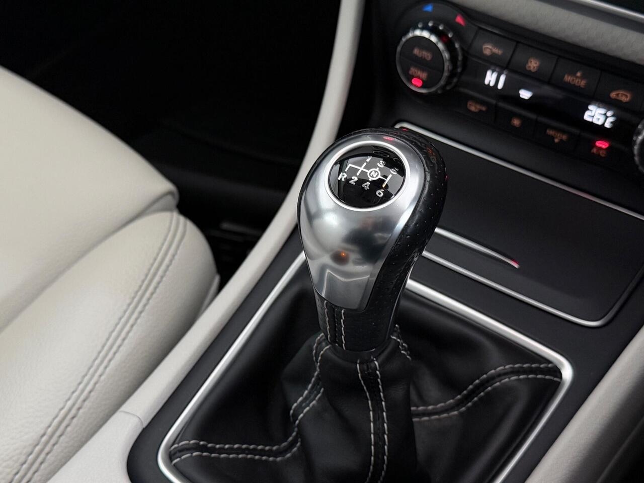 Mercedes-Benz A Class thumbnail Interior Front
