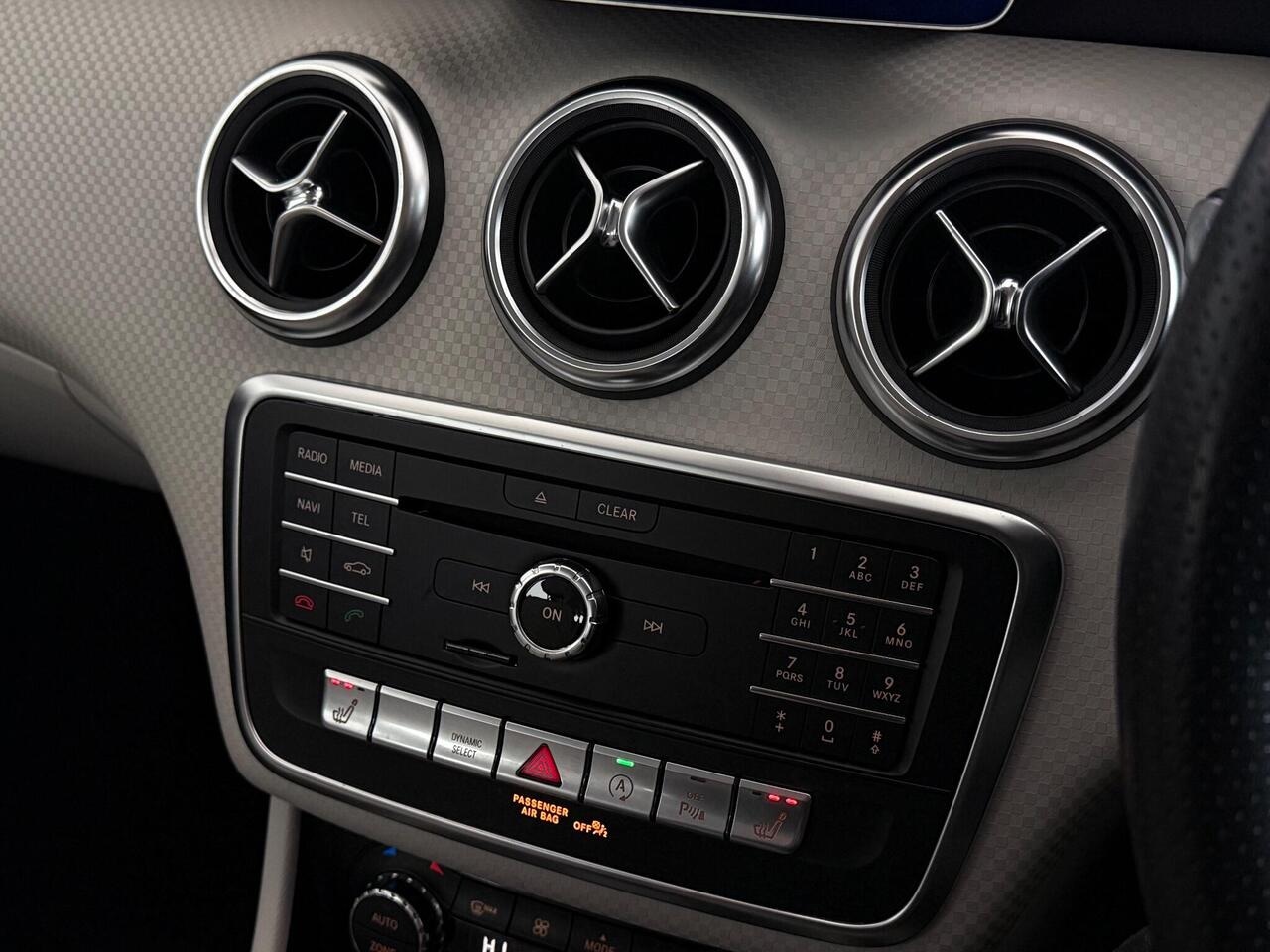 Mercedes-Benz A Class thumbnail Misc Controls