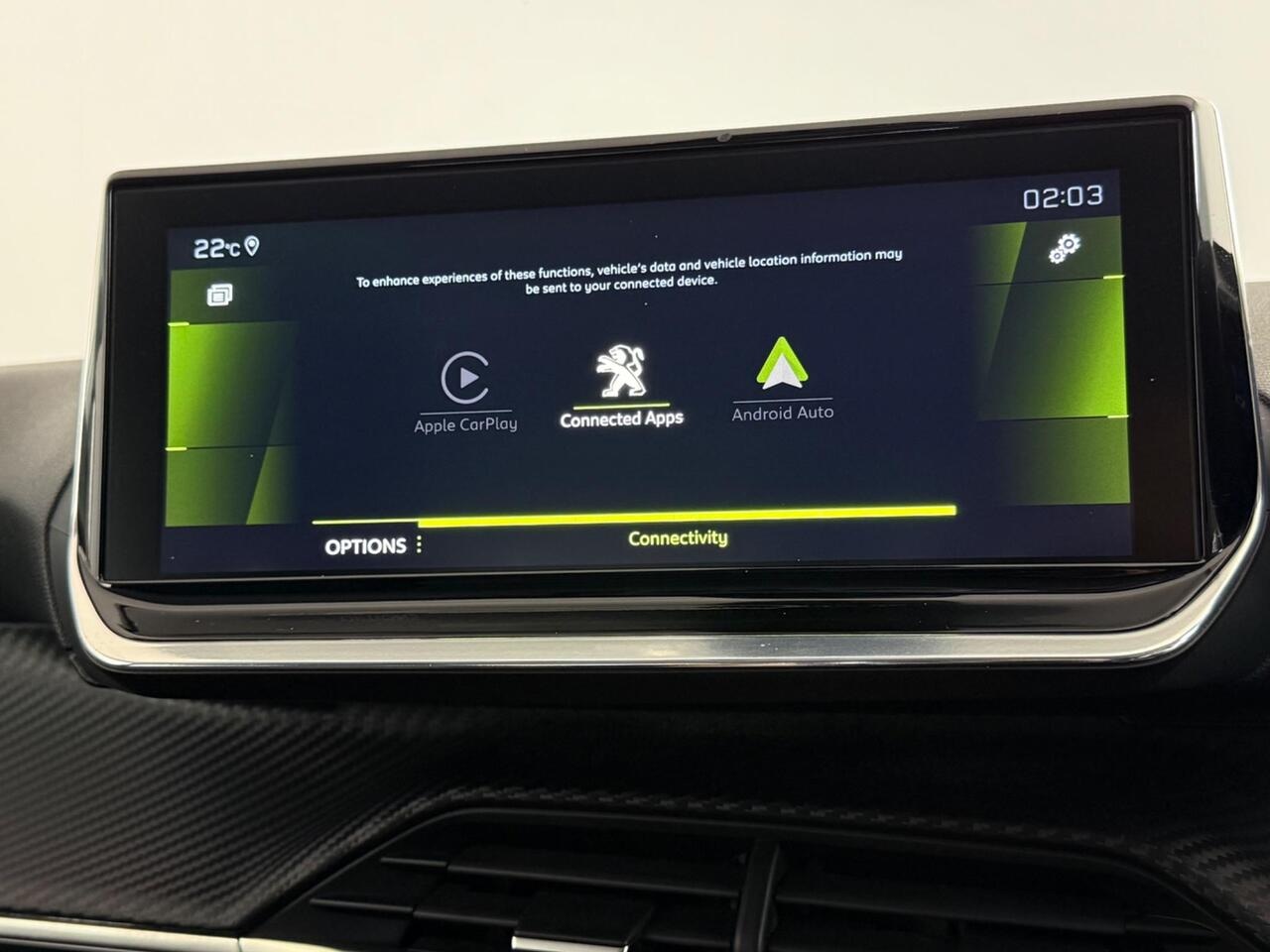 Peugeot 208 thumbnail Infotainment System