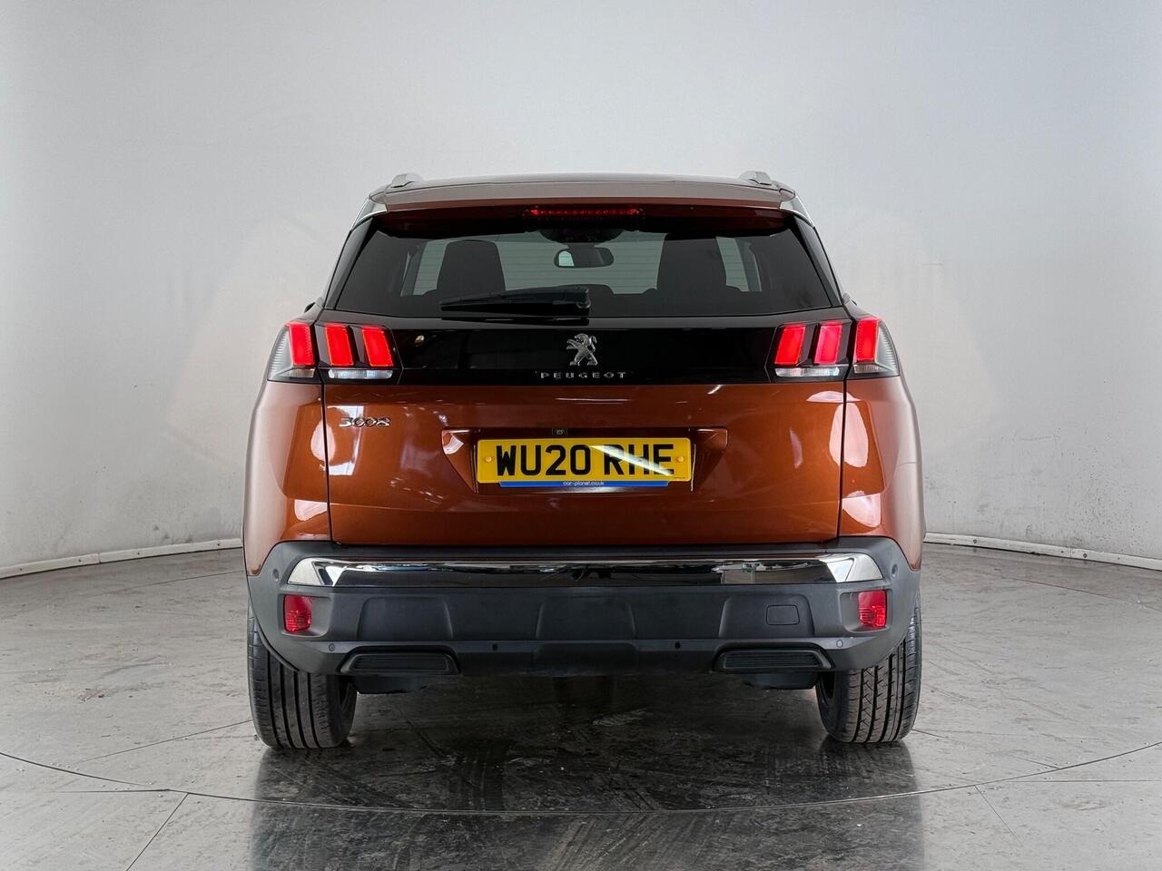 Peugeot 3008 thumbnail Rear