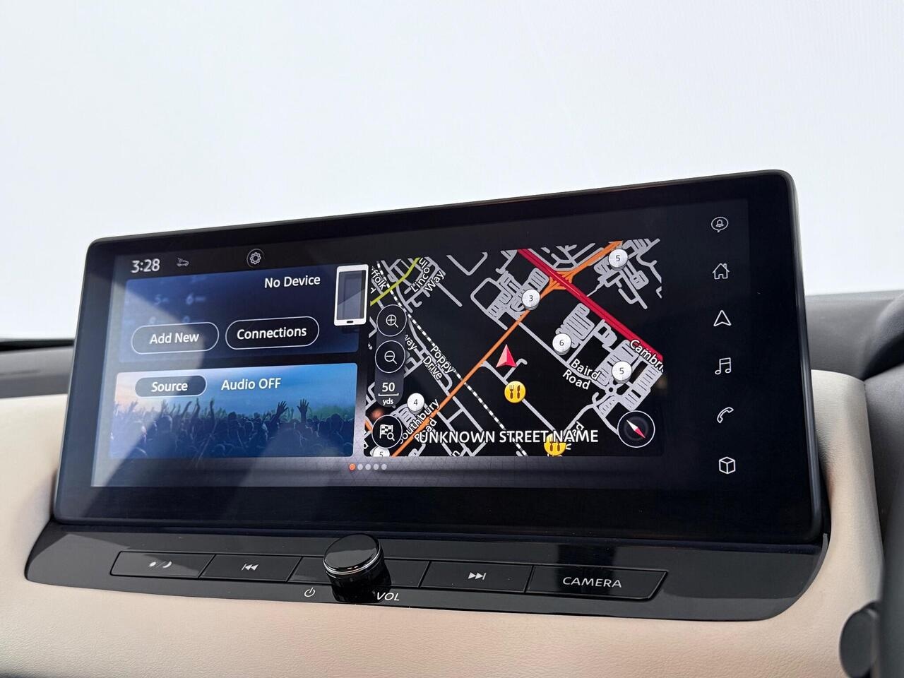 Nissan Qashqai thumbnail Infotainment System