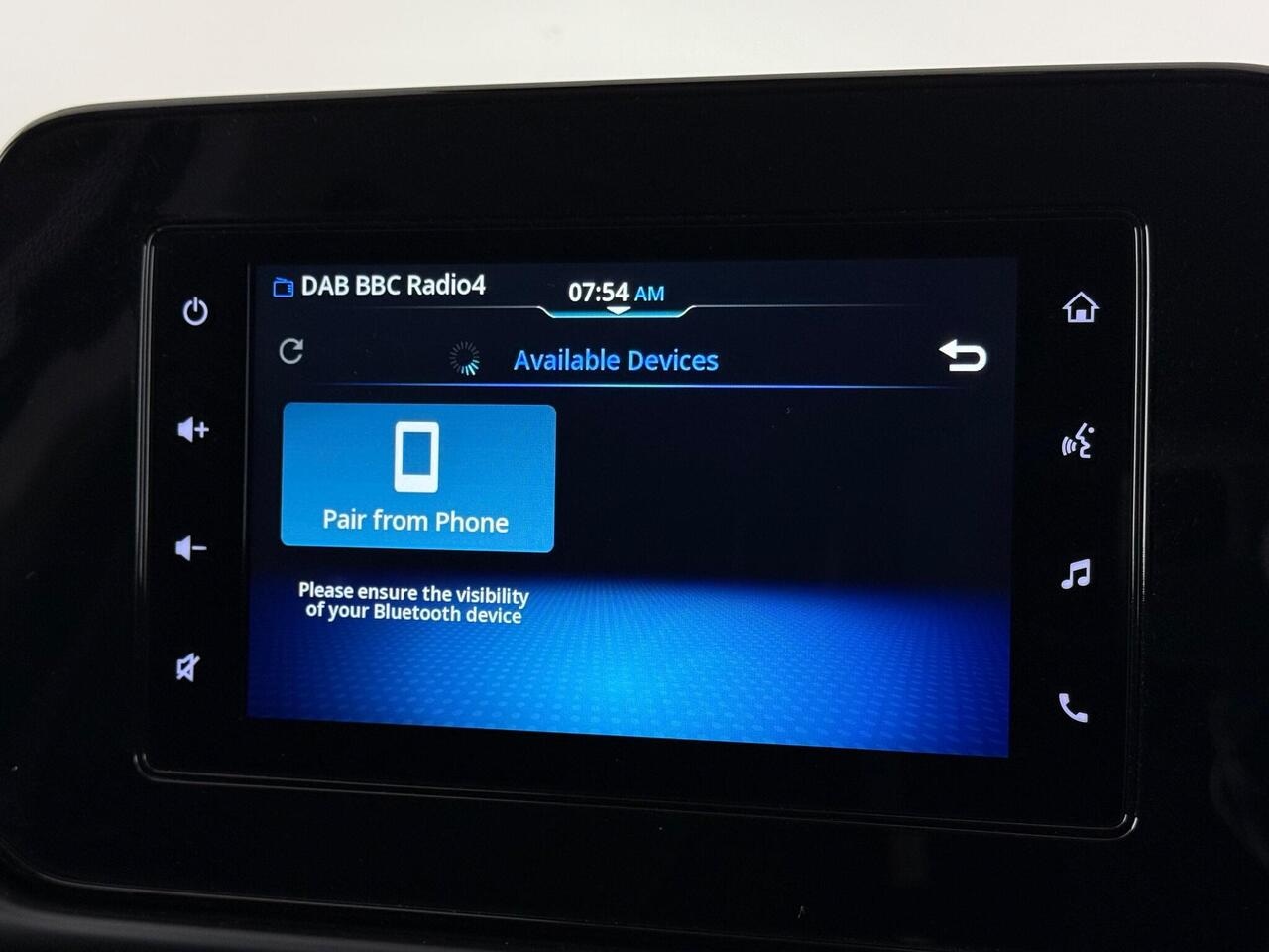 Suzuki S-Cross thumbnail Infotainment System