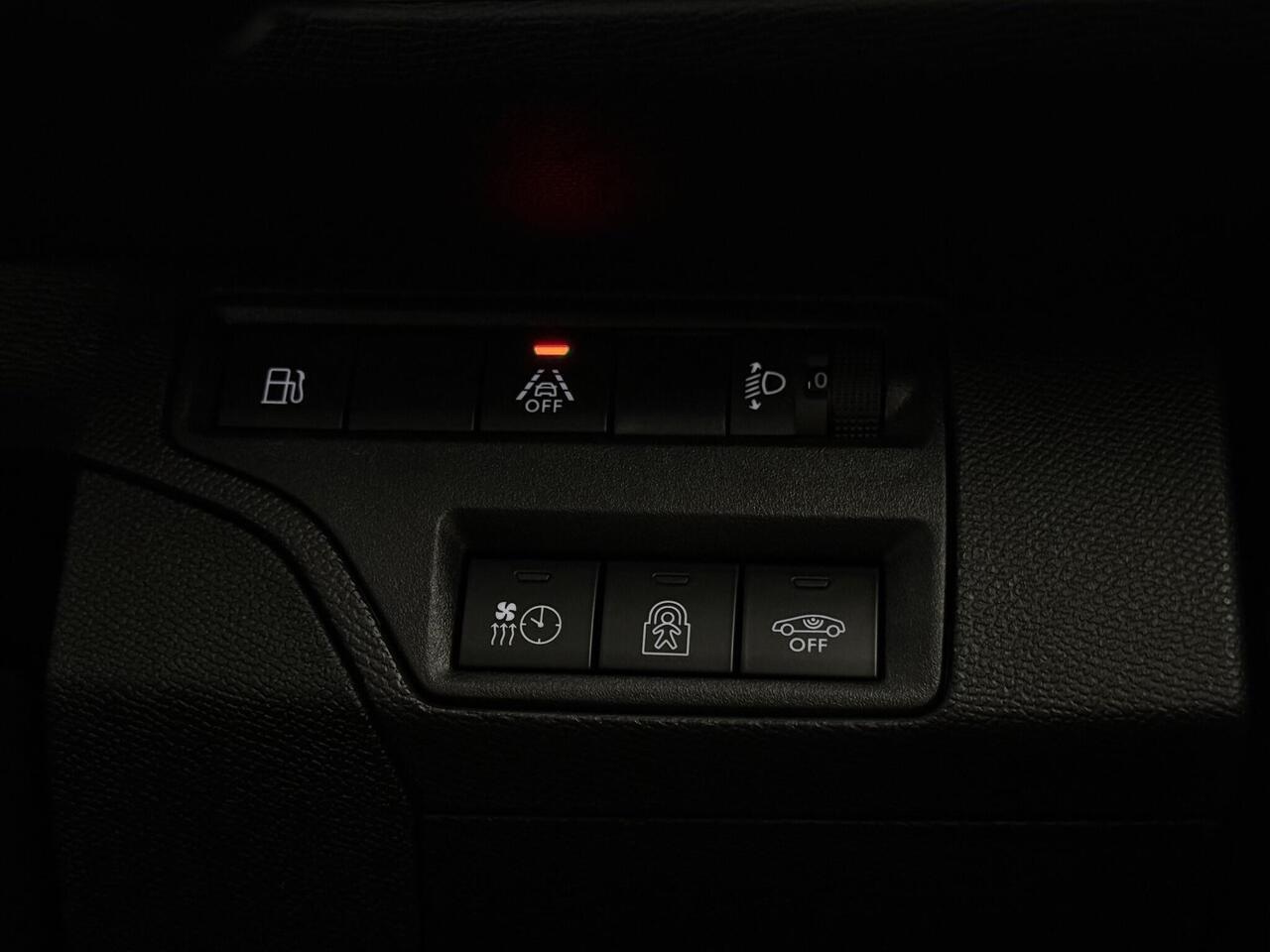 Peugeot 3008 thumbnail Misc Controls