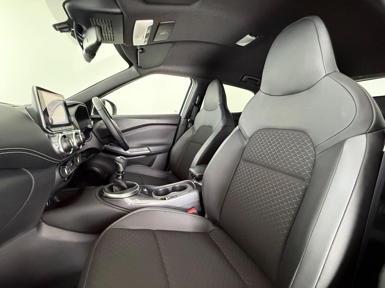 Nissan Juke thumbnail Seat Front Passenger