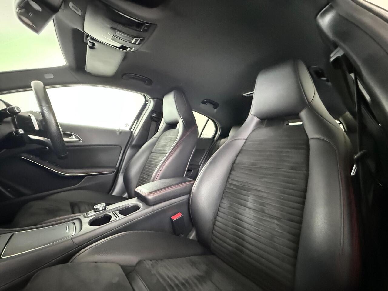 Mercedes-Benz GLA thumbnail Seat Front Passenger