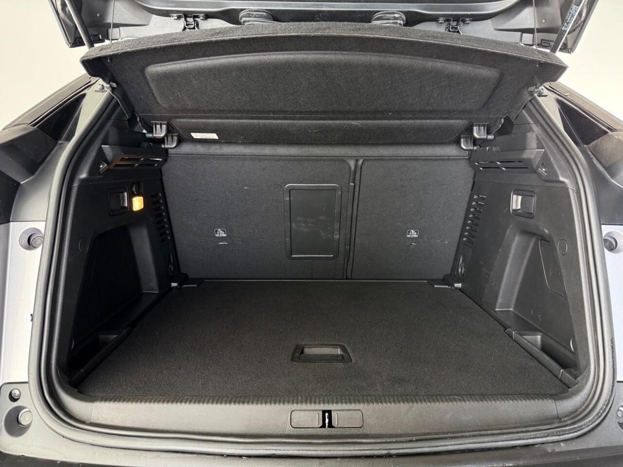 Peugeot 3008 thumbnail Boot