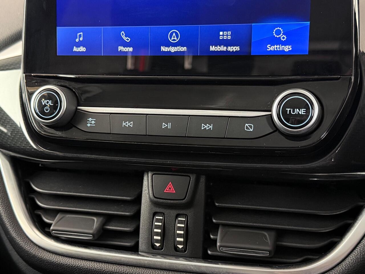 Ford Puma thumbnail Infotainment System