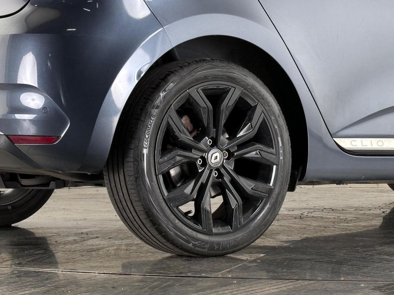 Renault Clio thumbnail Wheel