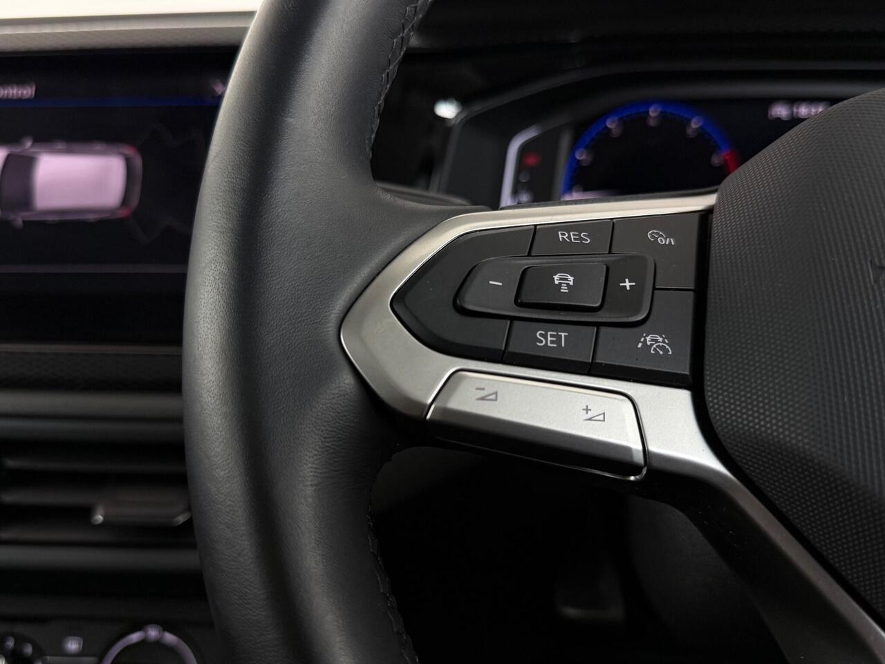 Volkswagen Polo thumbnail Misc Controls