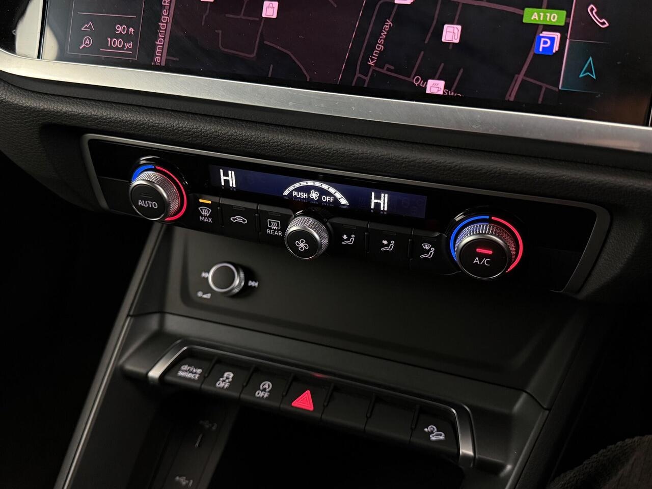 Audi Q3 thumbnail Misc Controls