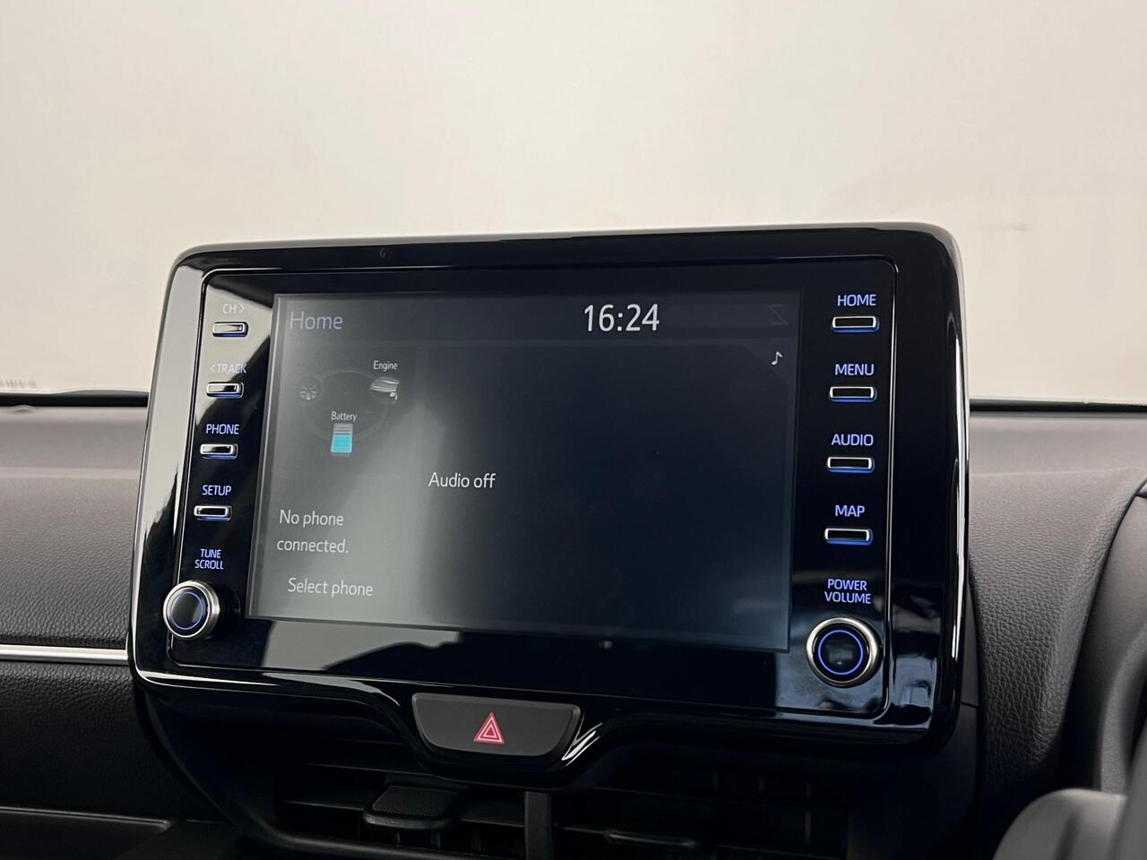 Toyota Yaris thumbnail Infotainment System