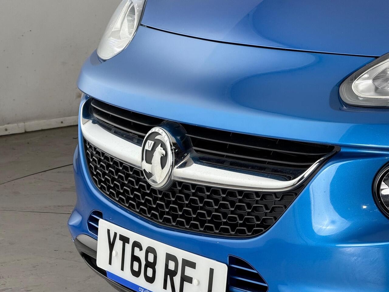 Vauxhall ADAM thumbnail Front