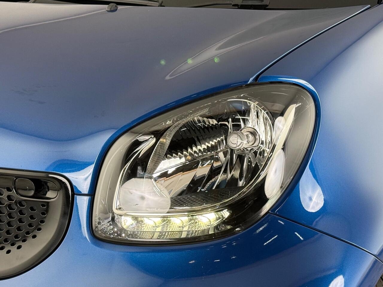 Smart fortwo thumbnail Lights Front