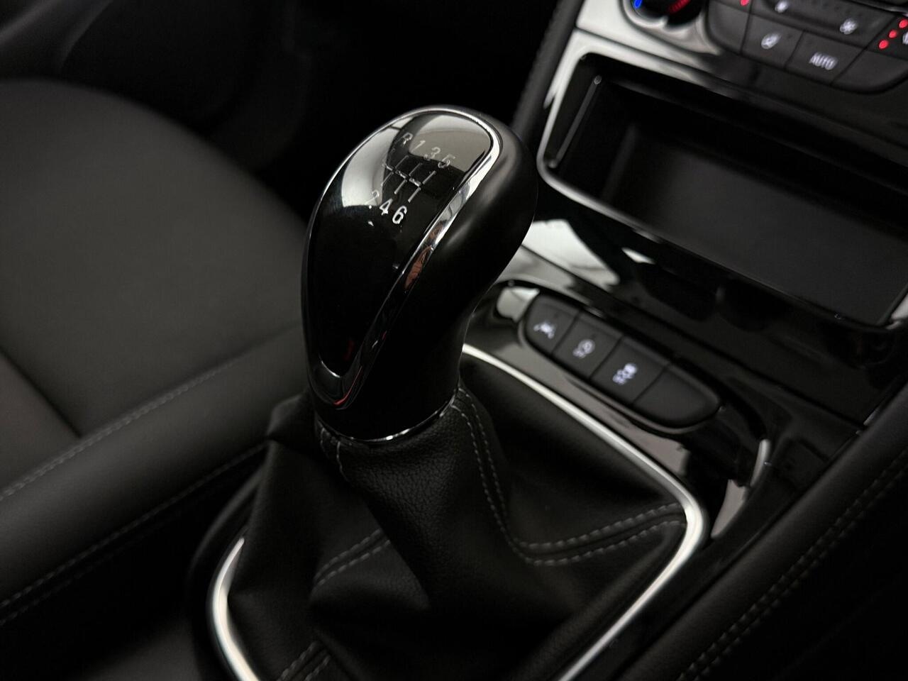 Vauxhall Astra thumbnail Interior Front