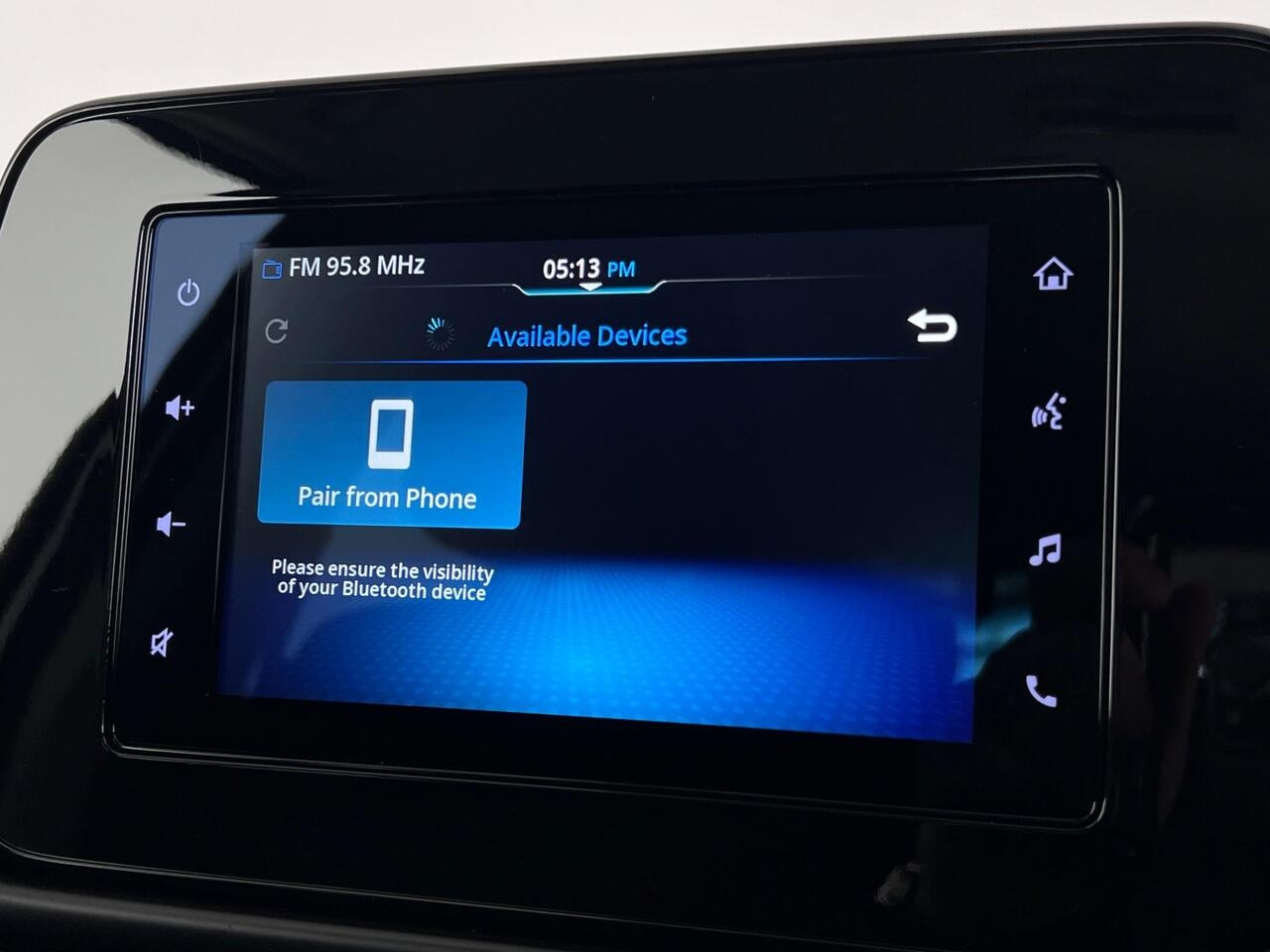 Suzuki S-Cross thumbnail Infotainment System