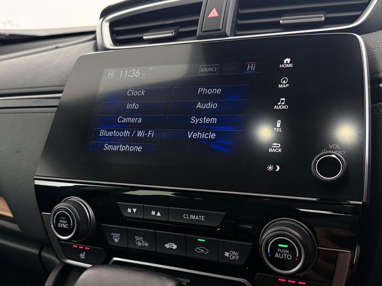 Honda CR-V thumbnail Infotainment System