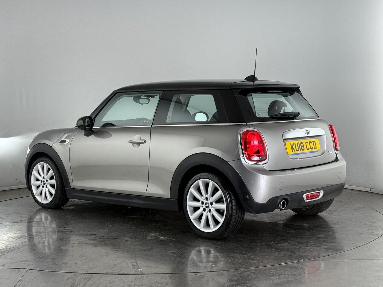 MINI Hatch thumbnail Rear Left