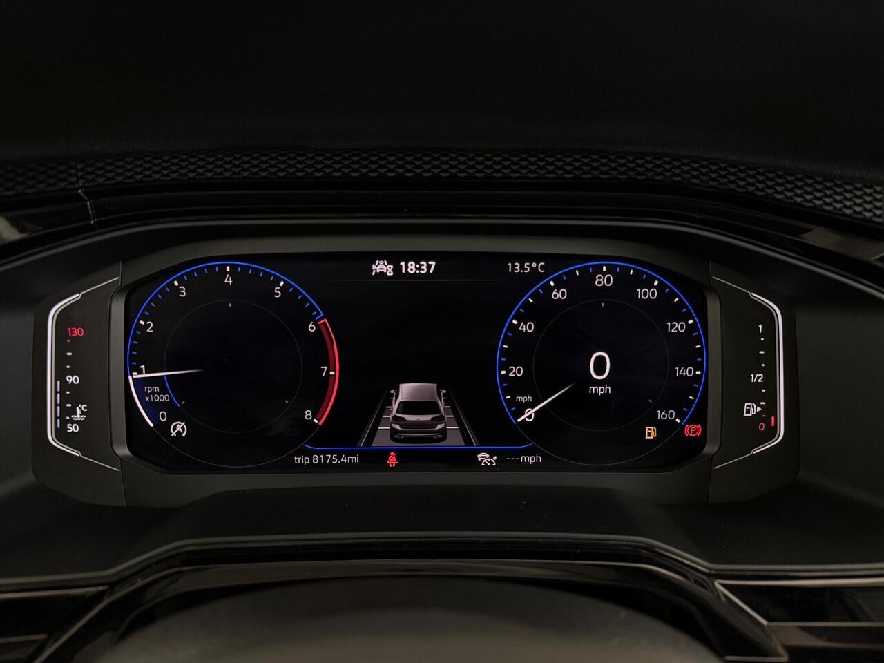 Volkswagen Polo thumbnail Driver Instruments