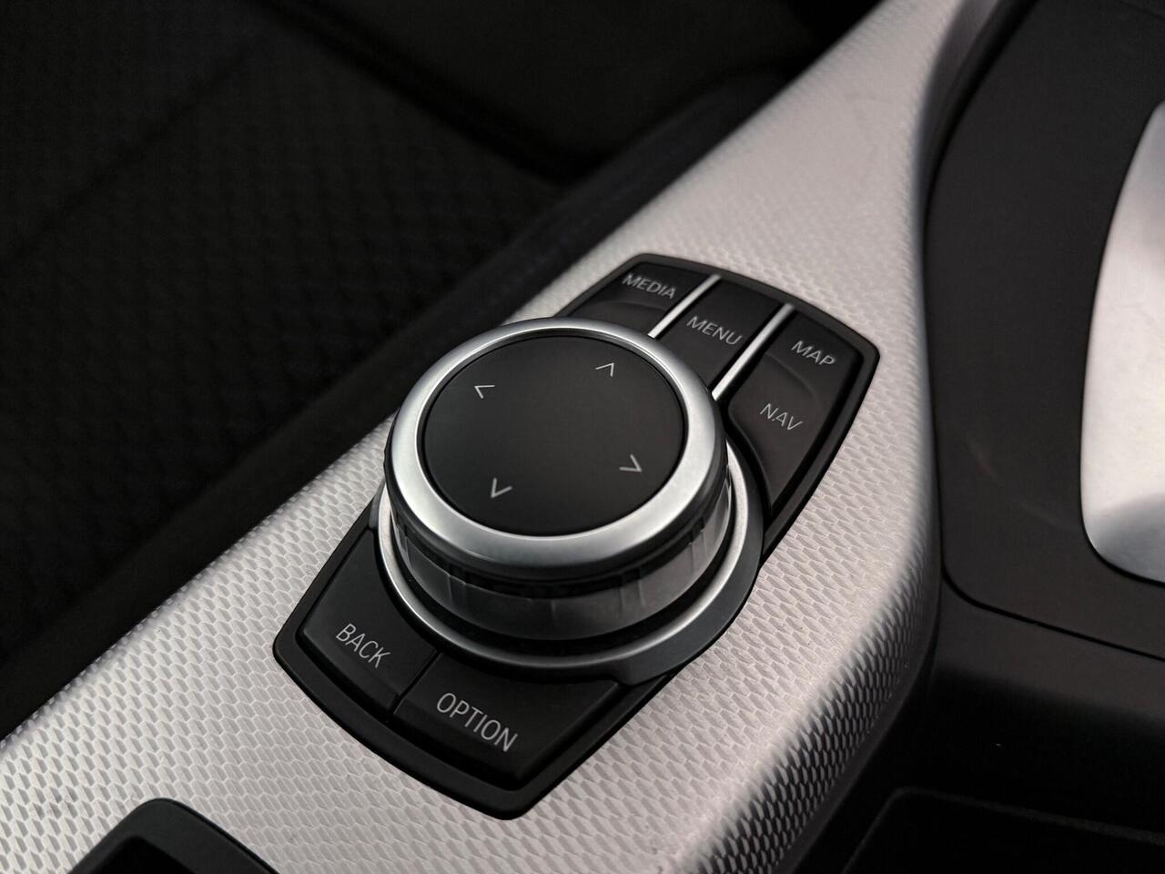 BMW 2 Series thumbnail Misc Controls