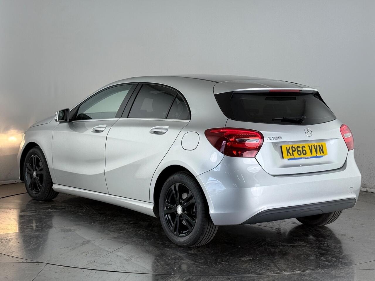 Mercedes-Benz A Class thumbnail Rear Left