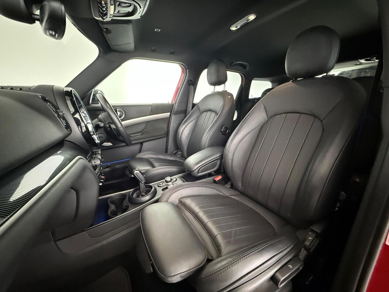 MINI Countryman thumbnail Seat Front Passenger