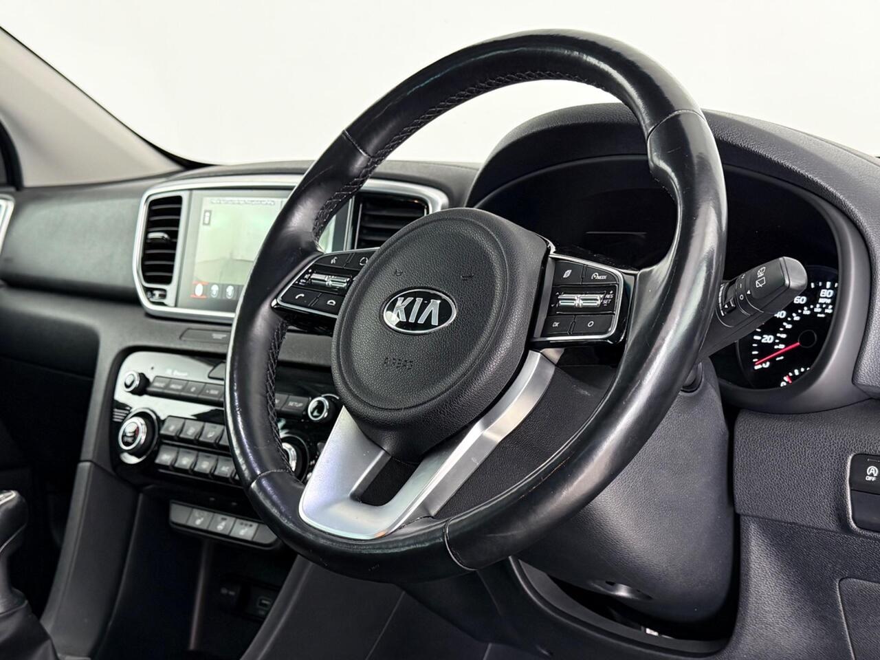 Kia Sportage thumbnail Steering Wheel