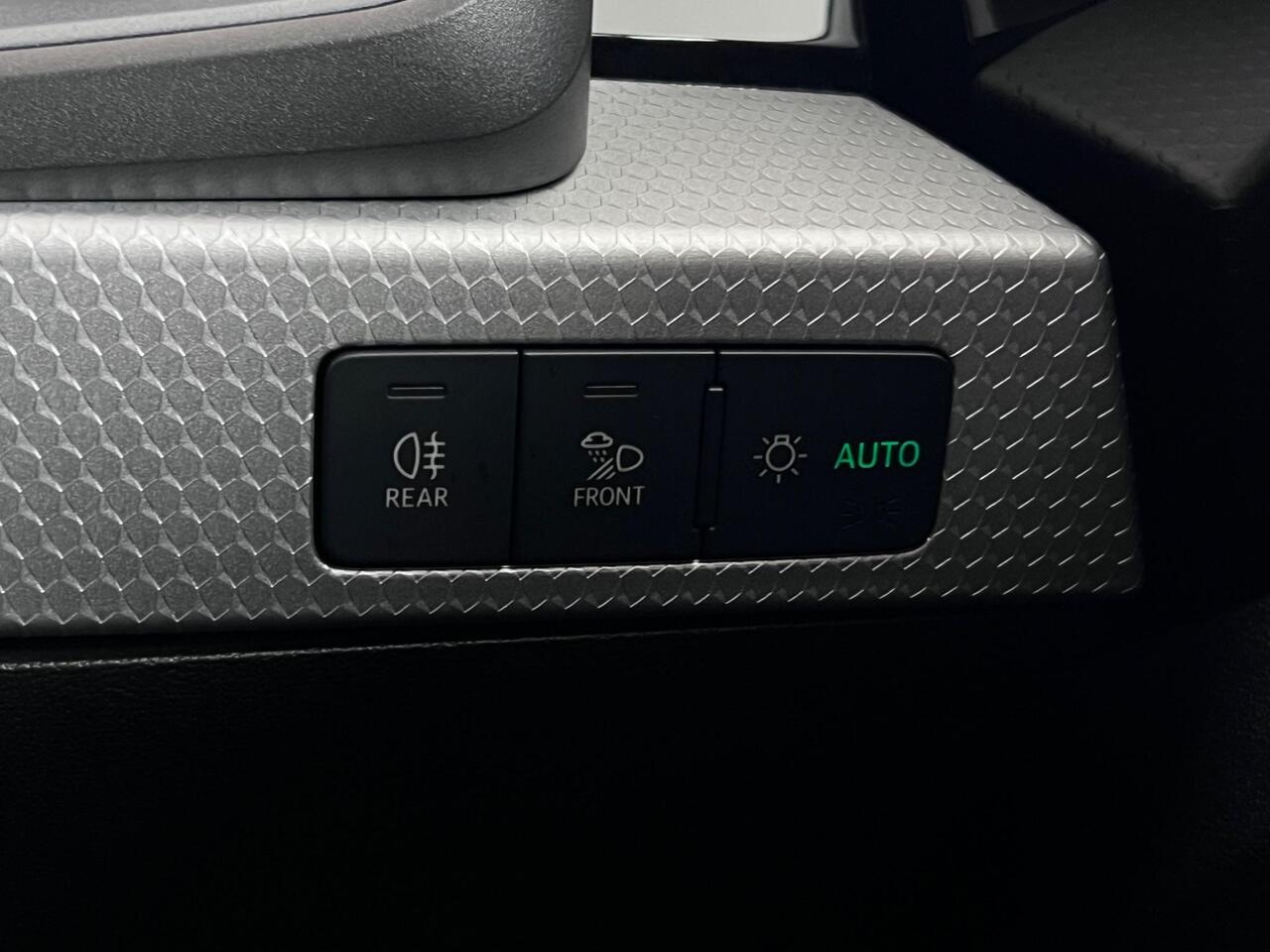 Audi A1 thumbnail Misc Controls