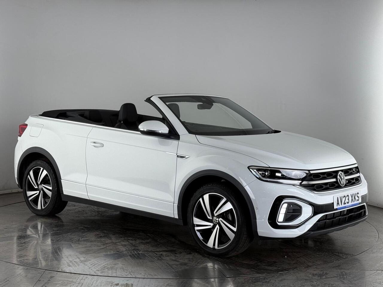 Volkswagen T-Roc thumbnail Front Right
