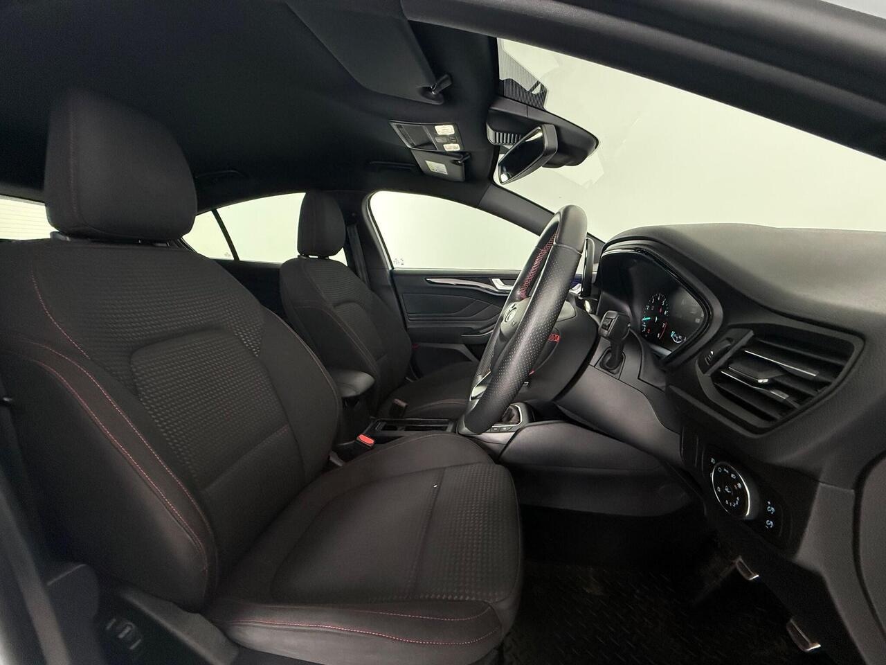 Ford Focus thumbnail Seat Driver