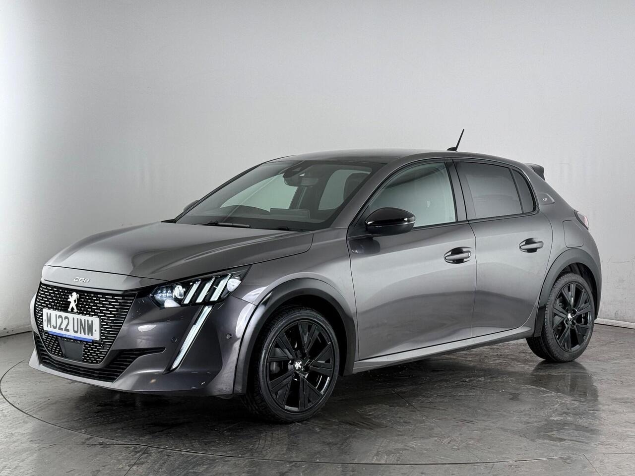 Peugeot 208 thumbnail Front Left